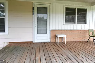2600 Pennsylvania Ave, Waycross, GA 31503 - Photo 2