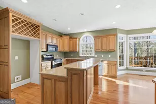 180 Springbrook Dr, Cornelia, GA 30531 - Photo 12