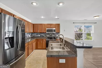 319 Governor Gwinnett Way, Pooler, GA 31322 - Photo 6