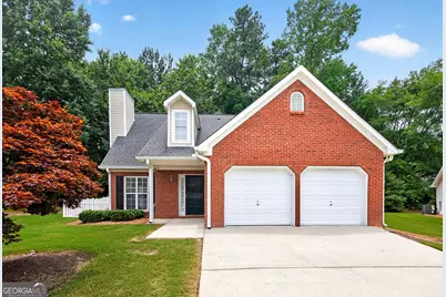 315 Cloverwood Dr, Fayetteville, GA 30215 - Photo 1