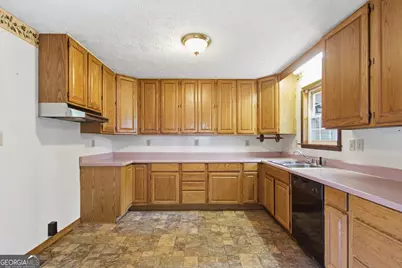 1968 Highway 211 NE, Statham, GA 30666 - Photo 12