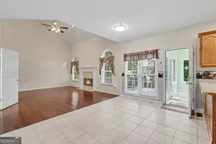 5008 Chapel Lake Cir, Douglasville, GA 30135 - Photo 10