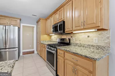 110 Lyndhurst Way, Sharpsburg, GA 30277 - Photo 8
