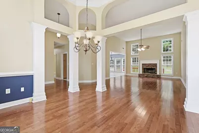 110 Lyndhurst Way, Sharpsburg, GA 30277 - Photo 4