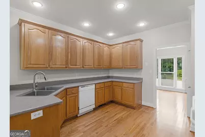 1445 Lake Forest Ln, McDonough, GA 30253 - Photo 12