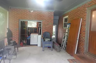 203 Spring St, Warner Robins, GA 31088 - Photo 22