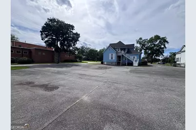 526 Academy Avenue, Dublin, GA 31021 - Photo 12
