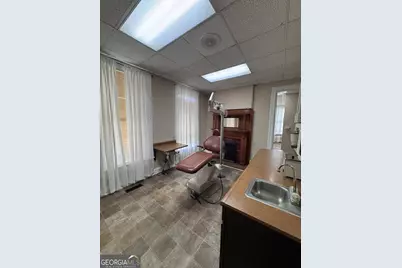 526 Academy Avenue, Dublin, GA 31021 - Photo 32