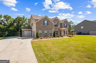 384 Traditions Ln, Hampton, GA 30228 - Photo 2