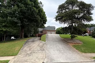 1434 Lost Bridge Rd, Marietta, GA 30008 - Photo 4