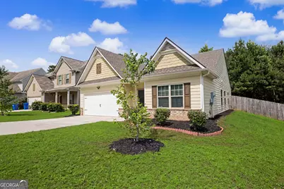 6526 Saint Mark Way, Fairburn, GA 30213 - Photo 2