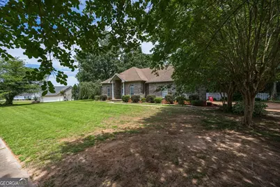 156 Henry Drive, Gray, GA 31032 - Photo 2