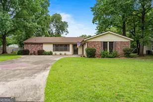 115 Foxfire Dr, Warner Robins, GA 31093 - Photo 1