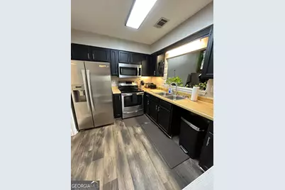 5657 Waterford Court, Morrow, GA 30260 - Photo 2