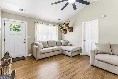 126 Melanie Lane, Jenkinsburg, GA 30234 - Photo 8