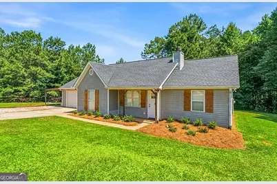 126 Melanie Lane, Jenkinsburg, GA 30234 - Photo 2