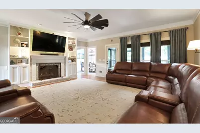 1700 Winding Creek Circle, Snellville, GA 30078 - Photo 4