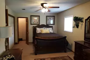 210 Pineview Ave, Baxley, GA 31513 - Photo 20