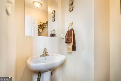 158 Olivia Circle, Macon, GA 31211 - Photo 6