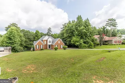 158 Olivia Circle, Macon, GA 31211 - Photo 2