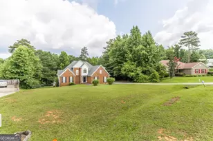 158 Olivia Cir, Macon, GA 31211 - Photo 2