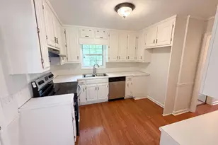 4615 Creek Bluff Dr, Buford, GA 30518 - Photo 8
