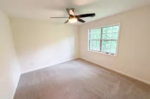 4615 Creek Bluff Dr, Buford, GA 30518 - Photo 14
