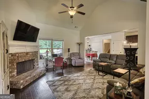 913 Ashland Falls Dr, Monroe, GA 30656 - Photo 32