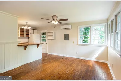 1318 Elizabeth Lane #B - REAR, East Point, GA 30344 - Photo 4