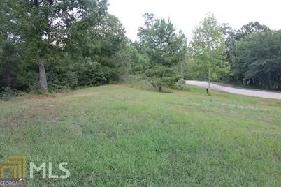 334 Edgewater Trail S, Toccoa, GA 30577 - Photo 2