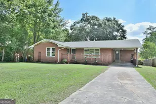 2002 Marilon Dr, Columbus, GA 31906 - Photo 1