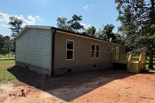 137 Trinity Ct, Royston, GA 30662 - Photo 2