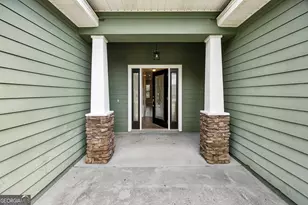 203 Waters Edge Dr, Kingsland, GA 31548 - Photo 2