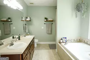 247 Darrell Thompson Rd, Lyons, GA 30436 - Photo 12