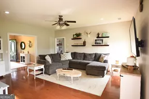 247 Darrell Thompson Rd, Lyons, GA 30436 - Photo 6