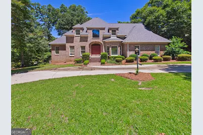 114 Holly Drive, Warner Robins, GA 31088 - Photo 2