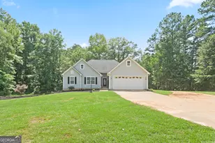 464 Old Carrollton Rd, Newnan, GA 30263 - Photo 1