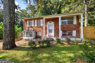 1025 Lynwood Pl, Forest Park, GA 30297 - Photo 1