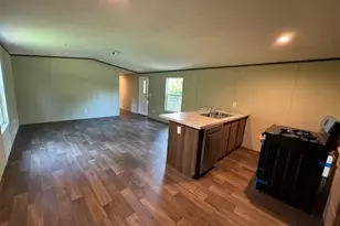 398 Hammontree Dr, La Fayette, GA 30728 - Photo 2