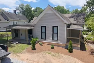 64 Wesley St, Newnan, GA 30263 - Photo 1