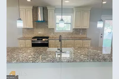 3102 Edgewater Drive, Gainesville, GA 30501 - Photo 4