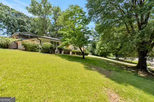3102 Edgewater Dr, Gainesville, GA 30501 - Photo 4