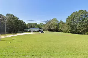 1803 Bowman Hwy NW, Dewy Rose, GA 30634 - Photo 1