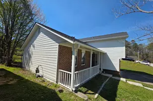 635 Catrina Ct, Stone Mountain, GA 30087 - Photo 4