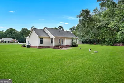 2431 Walden Way, Statesboro, GA 30458 - Photo 4