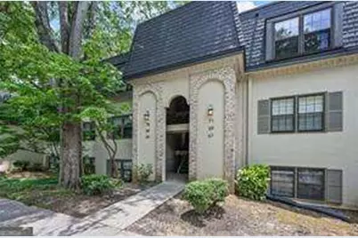 70 Chaumont Square NW, Atlanta, GA 30327 - Photo 1