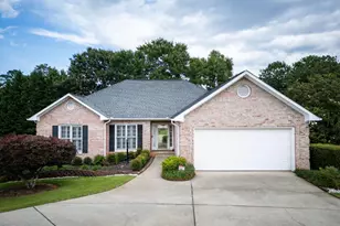 645 St Ives Dr, Athens, GA 30606 - Photo 2