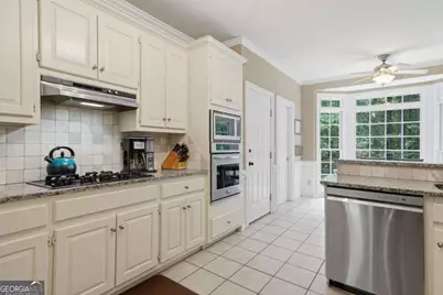 225 Colonial Drive, Woodstock, GA 30189 - Photo 20