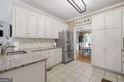 225 Colonial Drive, Woodstock, GA 30189 - Photo 18