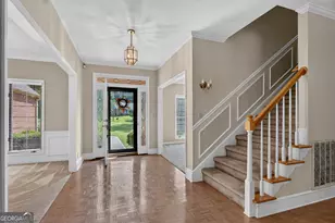 413 Ashford Cir, Lagrange, GA 30240 - Photo 6